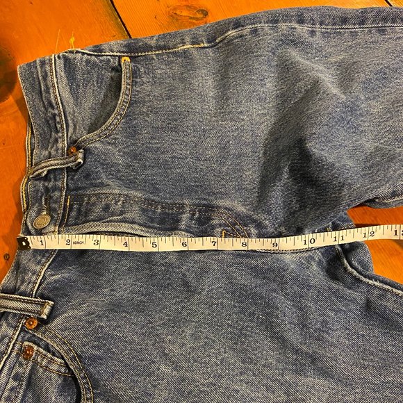 Vintage Levi's 501 Medium Wash – 32 x 32 - Picture 8 of 12